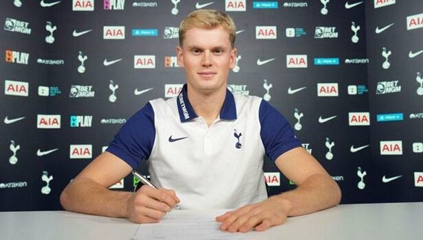 Tottenham, Slavia Prag'dan kaleci transfer etti! 12,5 milyon sterlin...