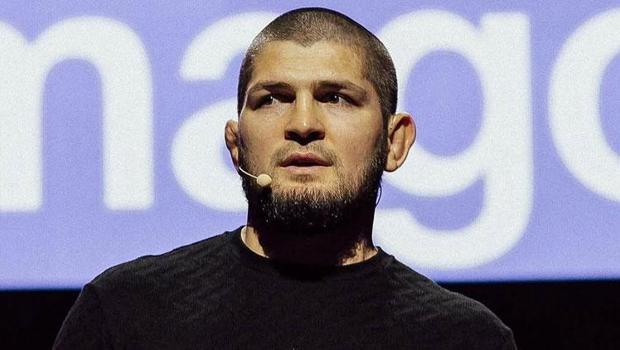 Uçaktan indirilen Khabib Nurmagomedov'dan açıklama geldi: Sebebi ırkçılık mı bilemiyorum