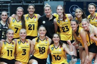 VakıfBank, Galatasaray'a set vermedi