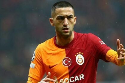 Zaha'dan sonra Ziyech de gidiyor