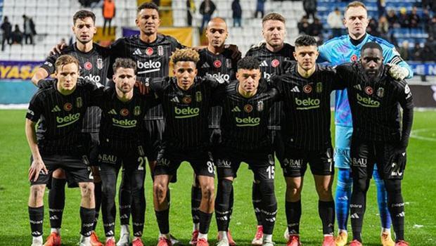 Beşiktaş, Antalya'da tur için sahada!