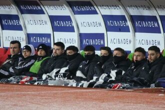 Beşiktaş'ın kulübesinde yabancı kalmadı!