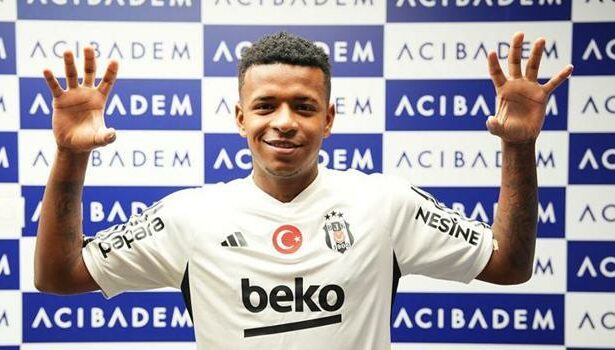 Beşiktaş'ın yeni transferi Keny Arroyo sağlık kontrolünden geçti