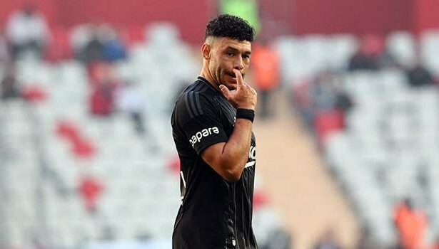 Beşiktaş'ta stoperin gelişi Chamberlain'e bağlı!