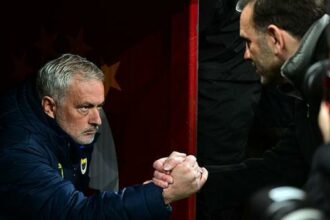 Okan Buruk sağlamcılık yaptı, Jose Mourinho riske girdi!