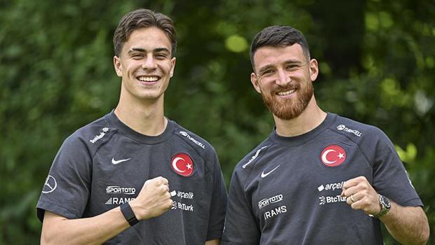 Almanya’da, Türk kökenli futbolcuların milli takım tercihleri tartışılıyor