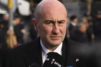 Eski Beşiktaş Başkanı Hüseyin Yücel: 'Bazı yöneticiler transfer için sosyal medyadan yoklama çekiyor!'