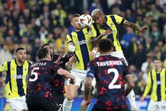 Fenerbahçe'nin Rangers maçı kamp kadrosu açıklandı