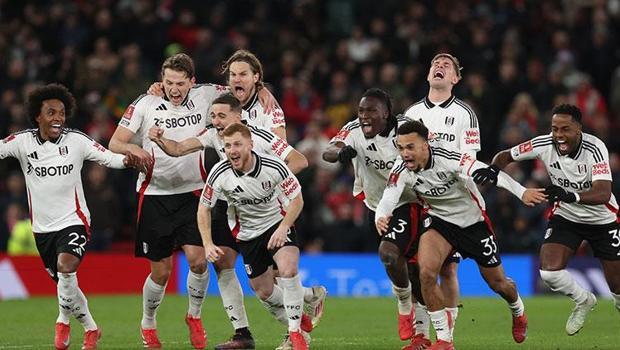 Fulham, Manchester United karşısında 117 yıl sonra ilki başardı!