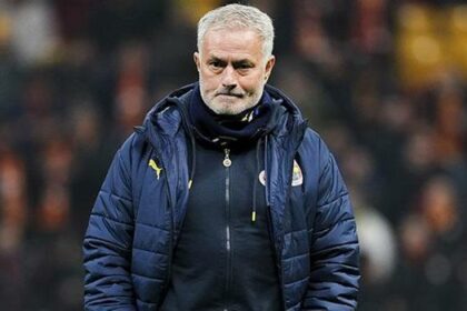 Mourinho'nun çıkış planı kupadaki Galatasaray derbisi!