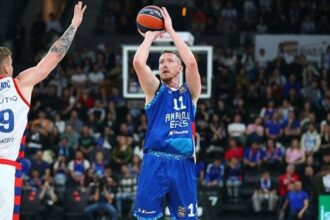 Anadolu Efes, yarın Kızılyıldız'a konuk olacak