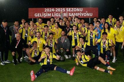 Fenerbahçe U14'te şampiyon!