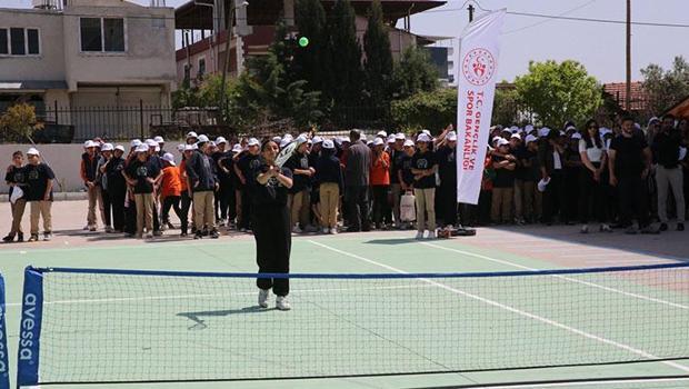 'Haydi Tenise' projesi 11 deprem ilinde eş zamanlı başladı!