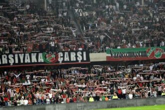Karşıyaka'nın rakibi Bursaspor'a deplasman jesti