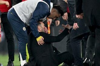 Mourinho, hareketiyle dünyayı şoke etti: '2011'de de Tito'nun gözüne parmağını sokmuştu!'