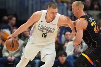 Nikola Jokic'in 61 sayısı Denver'a yetmedi