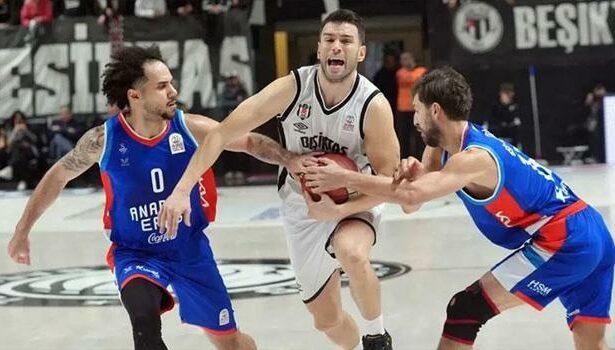 Anadolu Efes-Beşiktaş Fibabanka maçı ertelendi