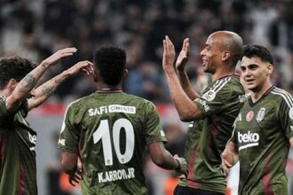 Beşiktaş, iç sahada son maçına çıkıyor!