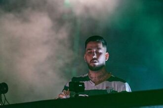 DJ Mahmut Orhan, Bursaspor yararına binlerce kişiye konser verdi!