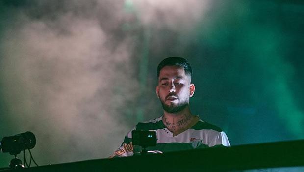 DJ Mahmut Orhan, Bursaspor yararına binlerce kişiye konser verdi!