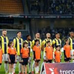 Fenerbahçe'ye 2 yıldızından kötü haber!