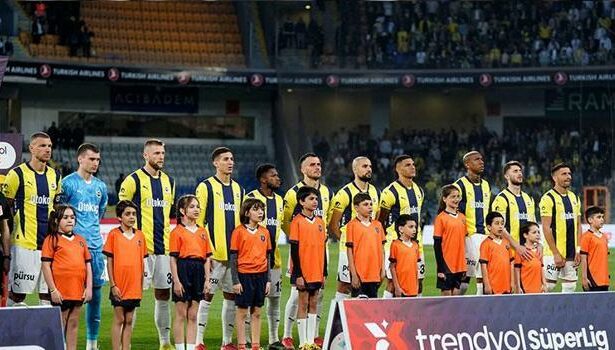 Fenerbahçe'ye 2 yıldızından kötü haber!