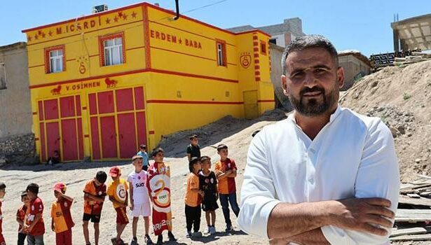 Galatasaray taraftarı, sarı kırmızılı eve Osimhen ve 5. yıldızı ekledi