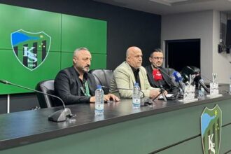 Kocaelispor 12 milyonluk borcu 4 milyona indirdi!