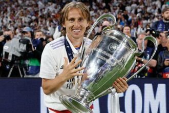 Real Madrid resmen açıkladı! Luka Modric ayrılıyor