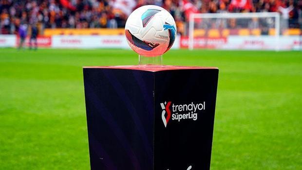 Süper Lig'de son hafta heyecanı yarın üç maçla başlayacak!