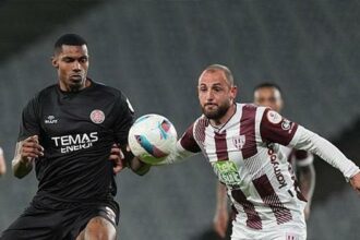 Süper Lig'e son bilet sahibini buluyor
