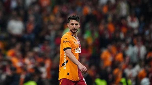 Victor Osimhen jest yaptı, Mertens golle veda etti!