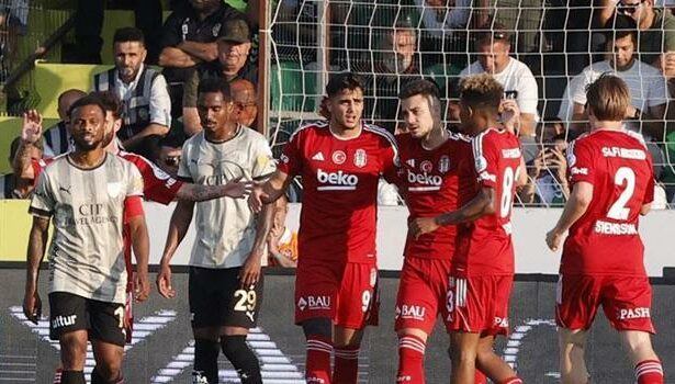 18'lik Mustafa Hekimoğlu'nun 1000. gol gururu!