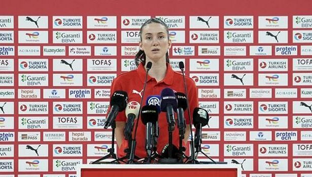 A Milli Kadın Basketbol Takımı'nda medya günü düzenlendi