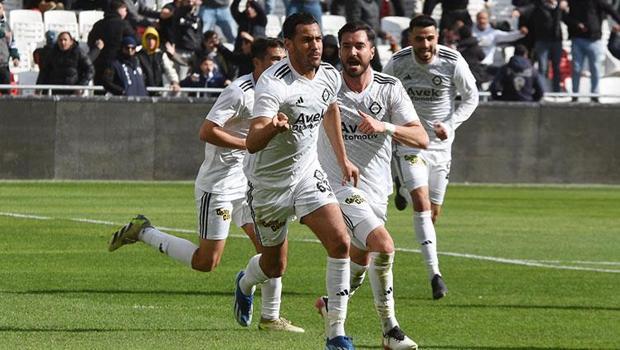 Altay'a 3 dönem transfer yasağı!