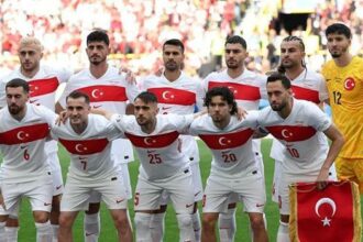 🔴 CANLI | Milli yıldızın menajeri Galatasaray için İstanbul'a geliyor!