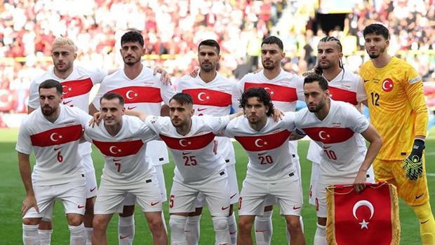 🔴 CANLI | Milli yıldızın menajeri Galatasaray için İstanbul'a geliyor!