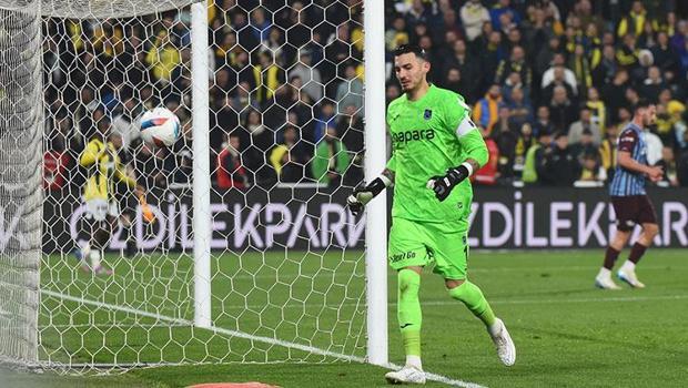 Fenerbahçe ile Uğurcan Çakır anlaştı, sıra Trabzon'da!