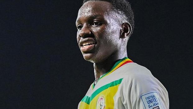 Fenerbahçe'nin ilk transferi Amara Diouf!