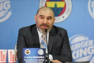 Fenerbahçe Yöneticisi Sertaç Komsuoğlu: 'Tarih yazdık ama işimiz bitmedi'