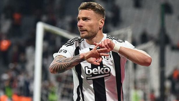 Immobile'den Beşiktaş yönetimine: 'Bir yıllık alacağımı verin gideyim!'