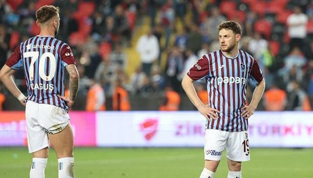 Trabzonspor, sezonu lig şampiyonunun tarihi farkla gerisinde tamamladı