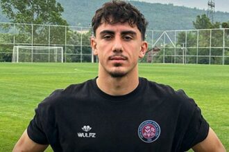 Fatih Karagümrük, Mustafa Berk Özköroğlu'nu kadrosuna kattı