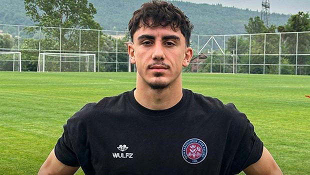 Fatih Karagümrük, Mustafa Berk Özköroğlu'nu kadrosuna kattı