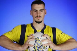 Fenerbahçe'de Mimovic'in lisansı çıktı