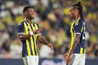 Fenerbahçe'de yeni transferler görücüye çıktı!