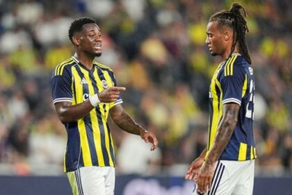 Fenerbahçe'de yeni transferler görücüye çıktı!