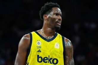Hayes-Davis NBA'e gitti, Tarık Biberovic sırada!