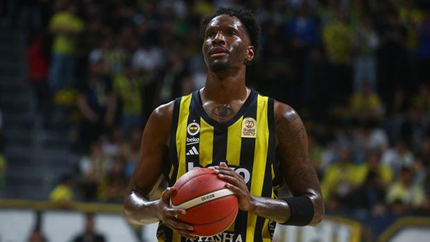 Nigel Hayes-Davis’ten veda paylaşımı!