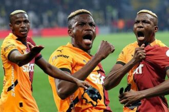Osimhen transferinde Galatasaray'a kötü sürpriz! Beklediği teklifi aldı